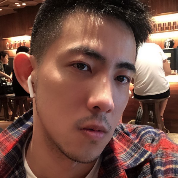 微甜Cc的照片