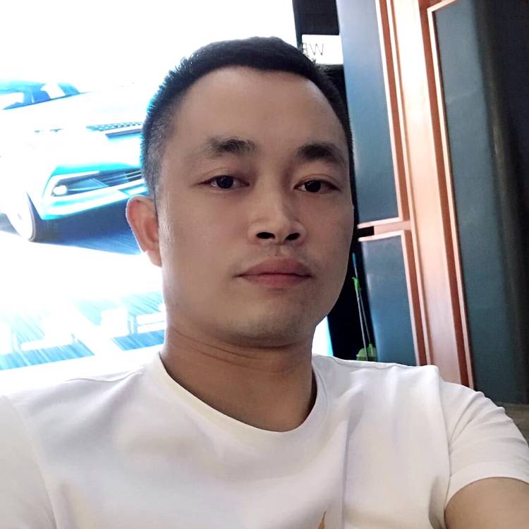 爱情罗曼地的照片