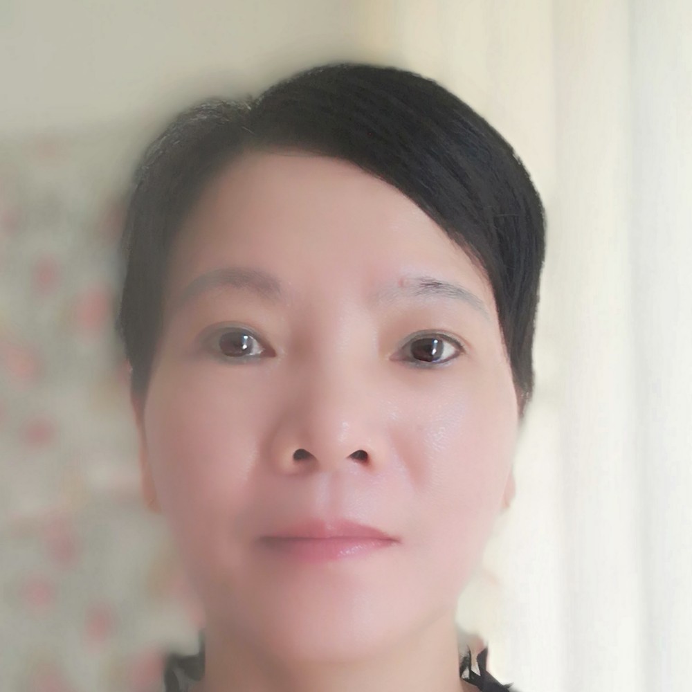 秋颜和无语的照片