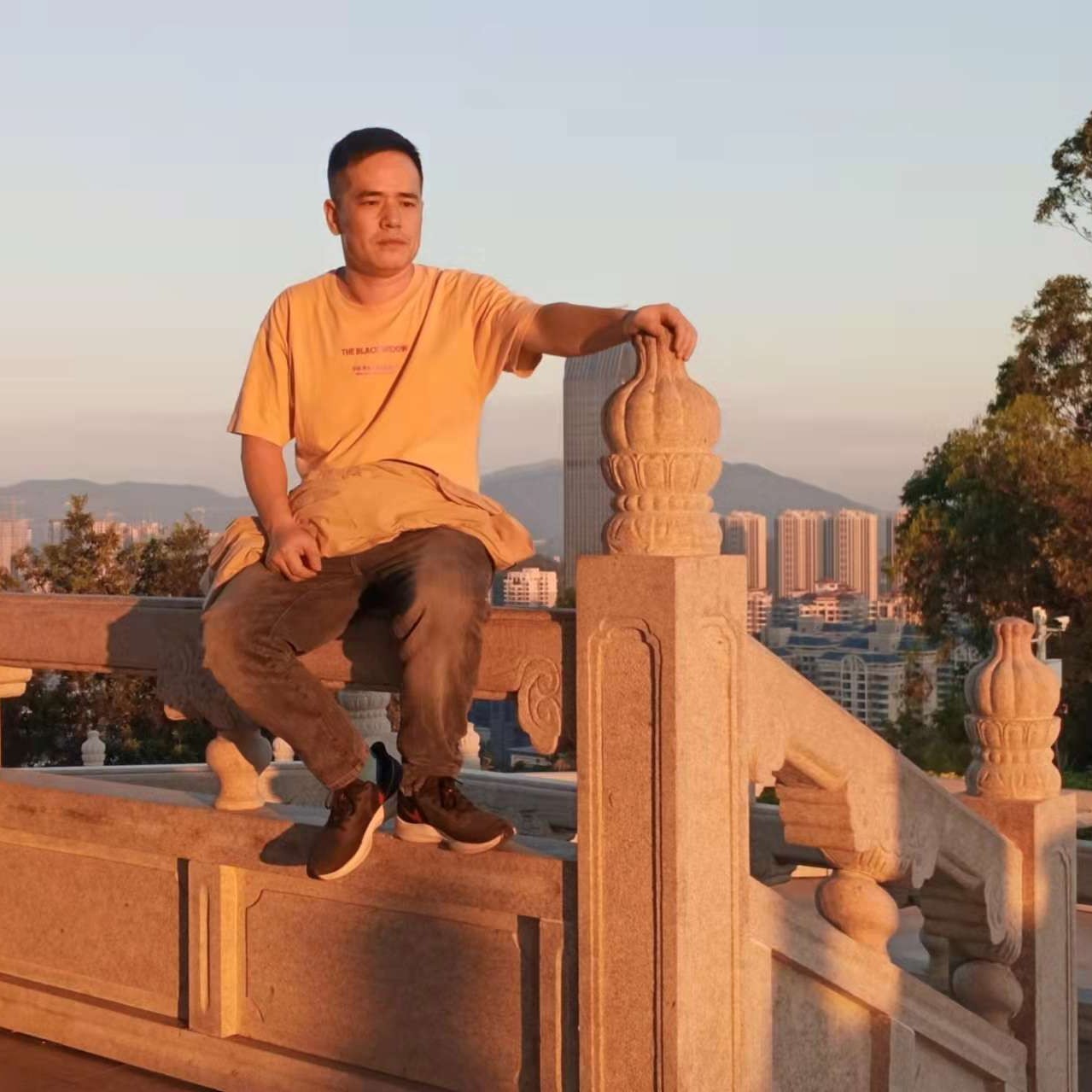 魁梧的缘分的照片