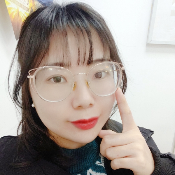 狗柔弱的照片