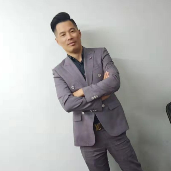 拥抱爱情的照片