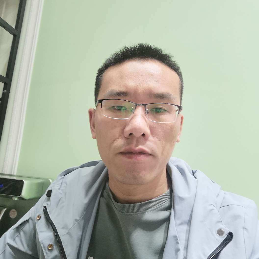 陶醉吃醋豆芽的照片