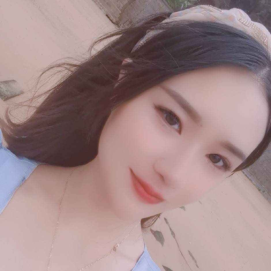 小女人的照片