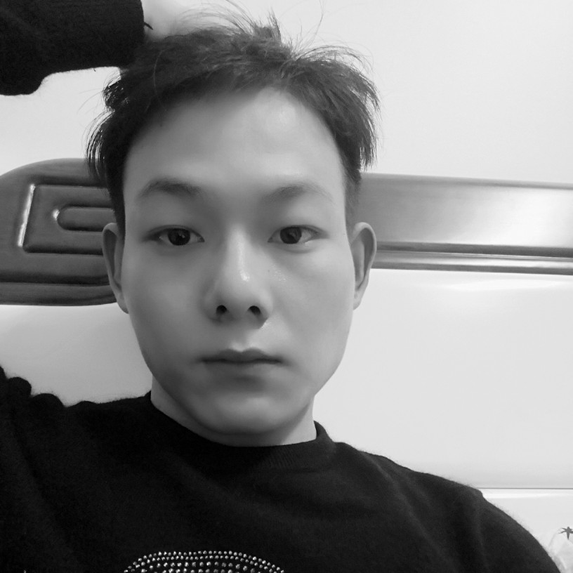 城与莫良的照片