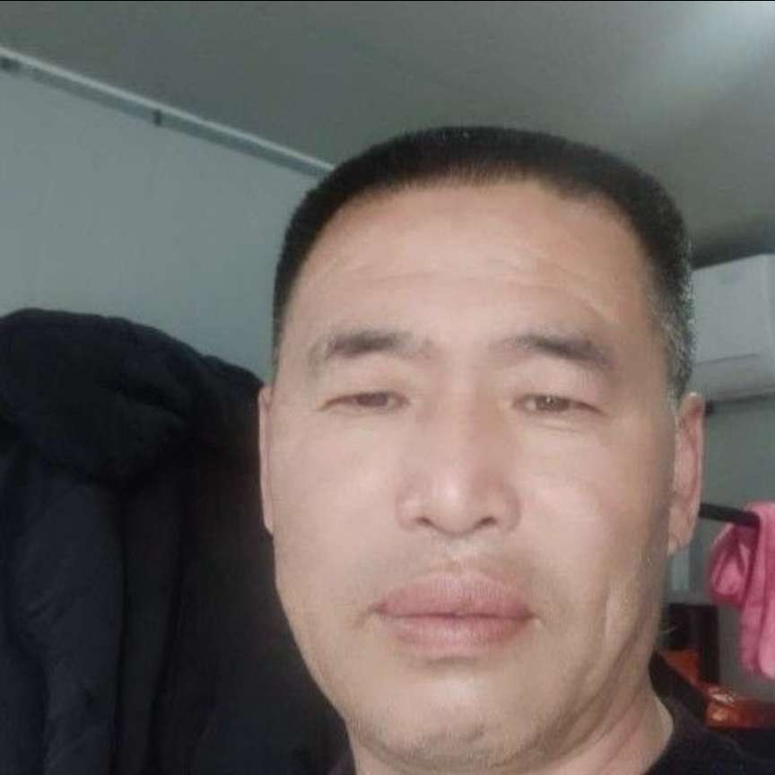 旧巷遇旧人的照片