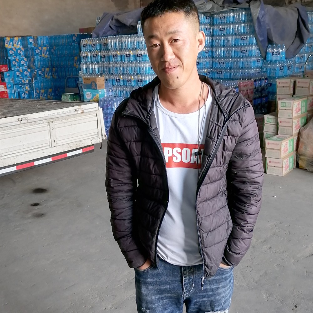 细腻迎航空的照片