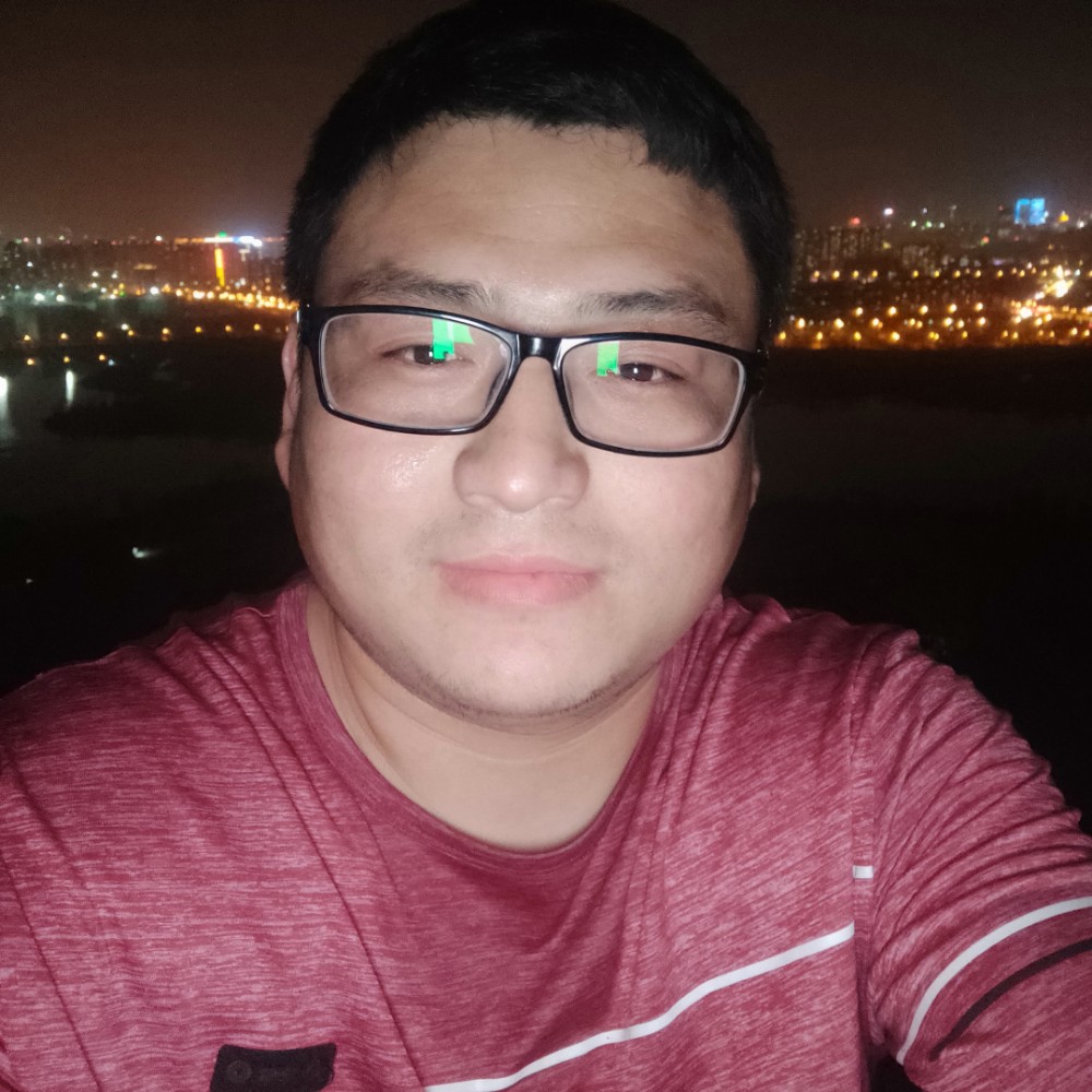 吴翔的照片