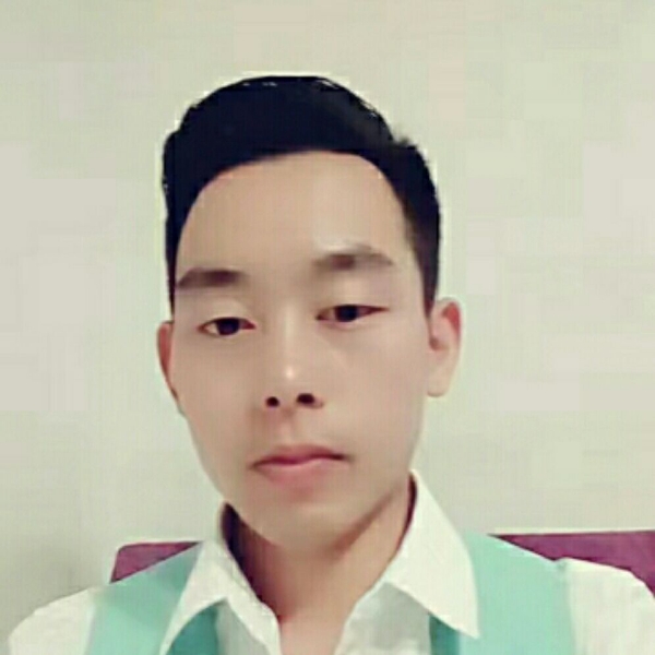 小任单身的照片