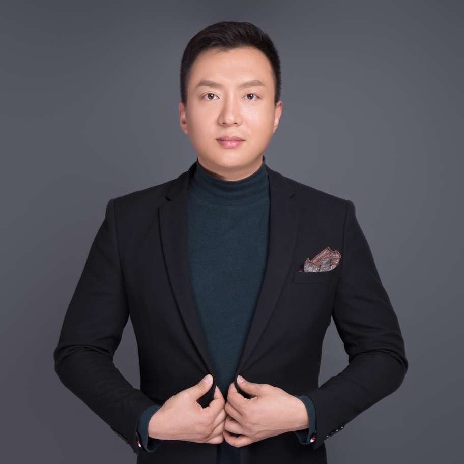 清爽和秋月的照片