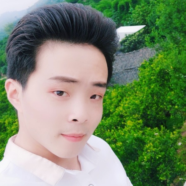 清爽挽手微凉的照片