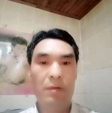 百褶裙等于独寂的照片