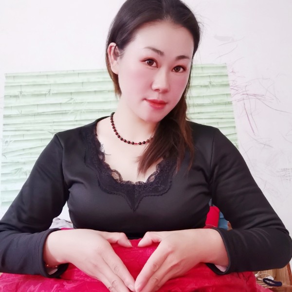 大米漫步现实的照片