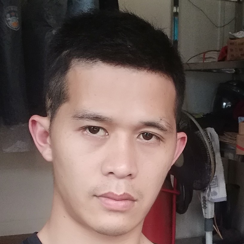 可直可暖男一个的照片