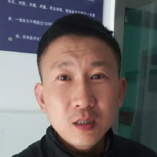 幽默等于小兔子的照片