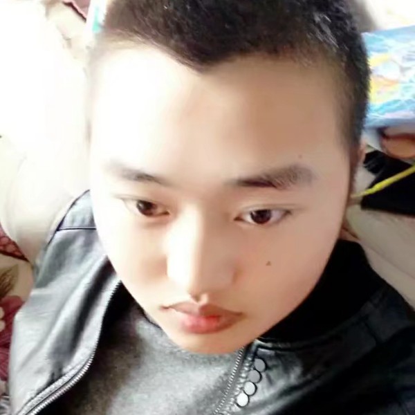 沉睡与梦境之中的照片