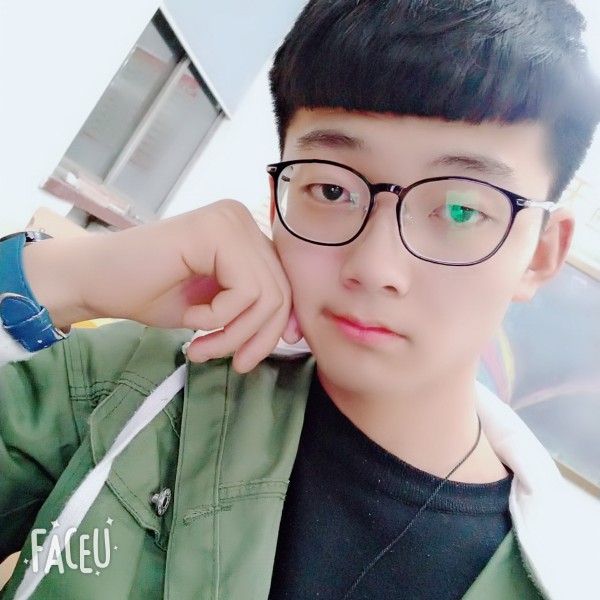 一条小团团ovo的照片