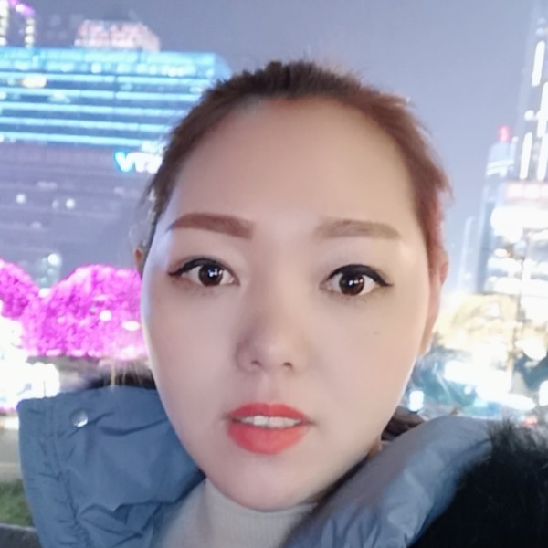 苹果百褶裙的照片