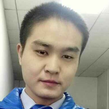 青衣踏实的照片
