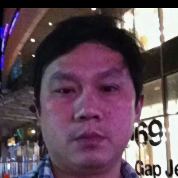 俭朴笑暖阳的照片