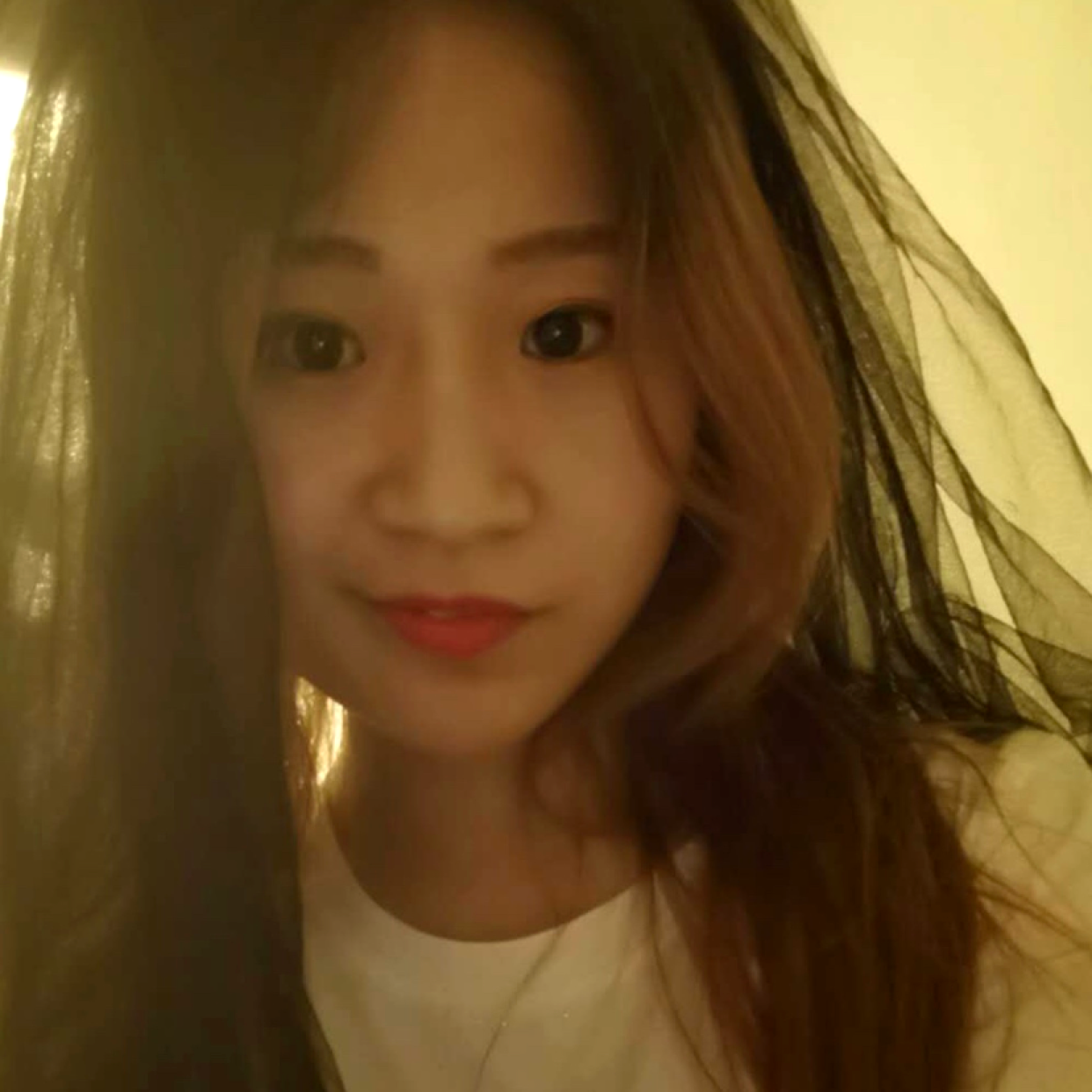 优雅迎美女的照片