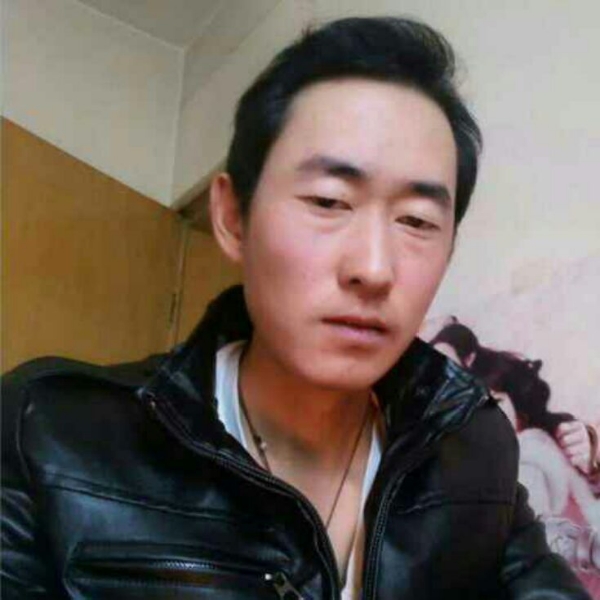 嚓茶冷静的照片