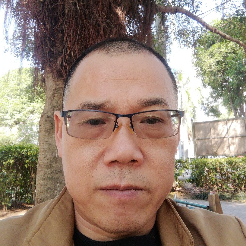 杨春富的照片