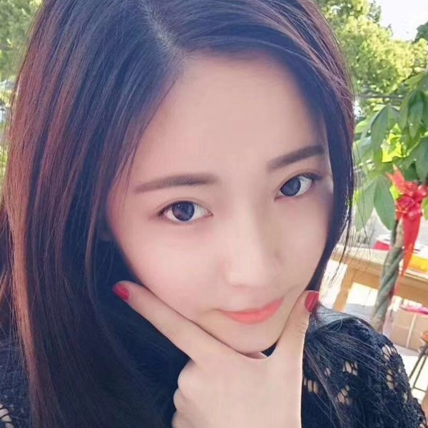 小腿细的照片