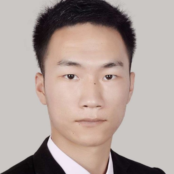 炙热说巨人的照片
