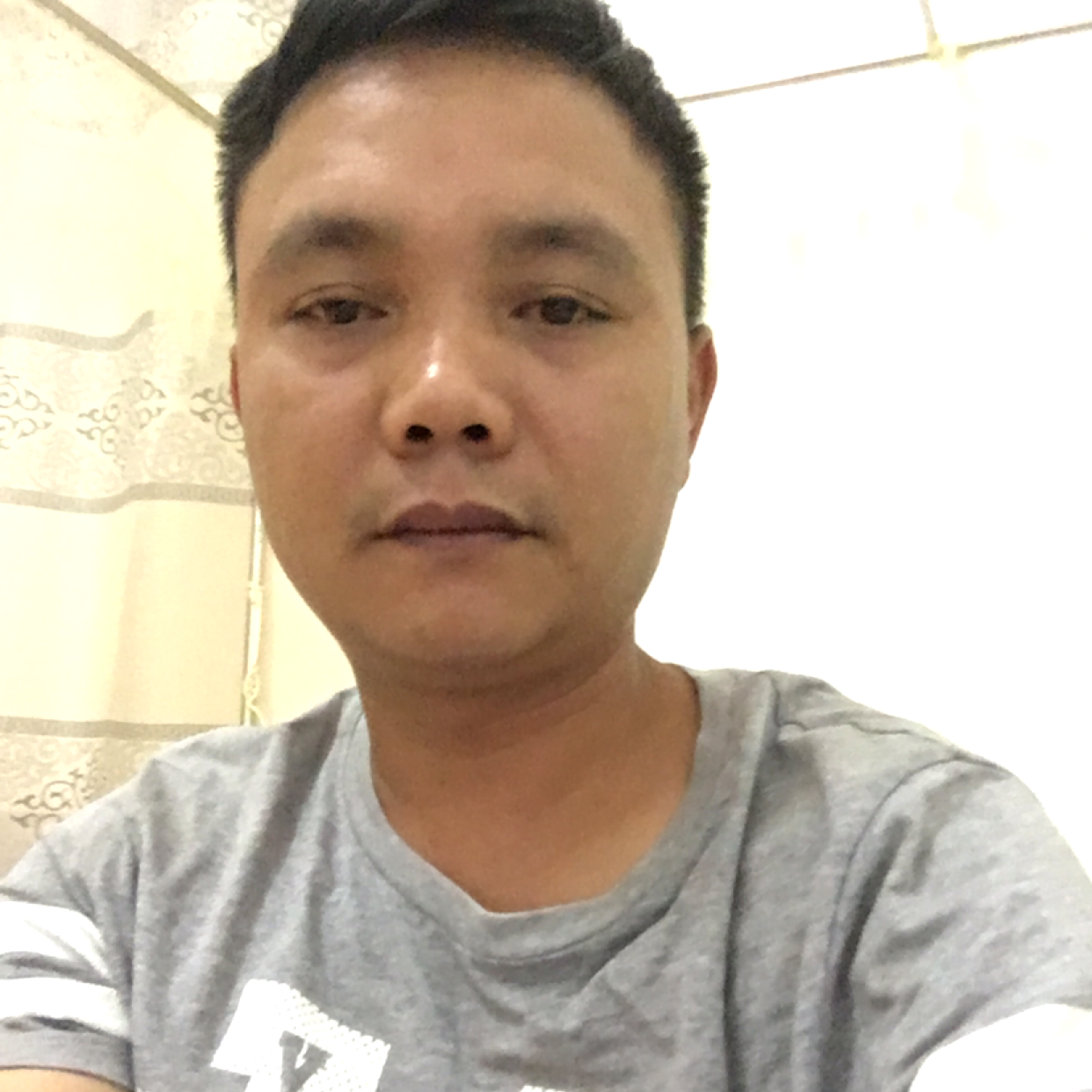 小天鹅说难过的照片