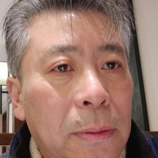 大岛茂的照片