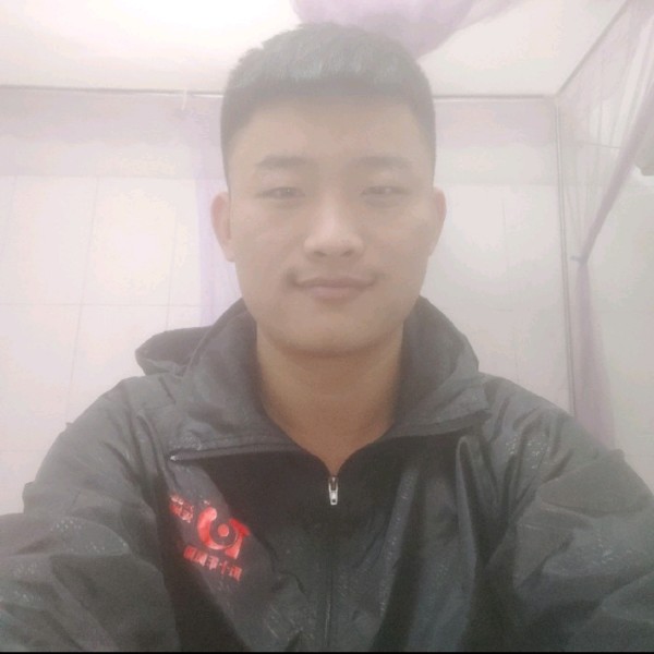 兴奋和溪流的照片