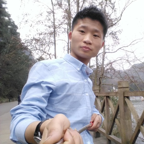 俊秀柠檬的照片