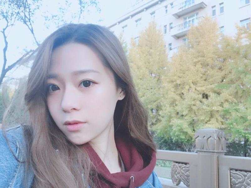 浪漫的一个人的照片