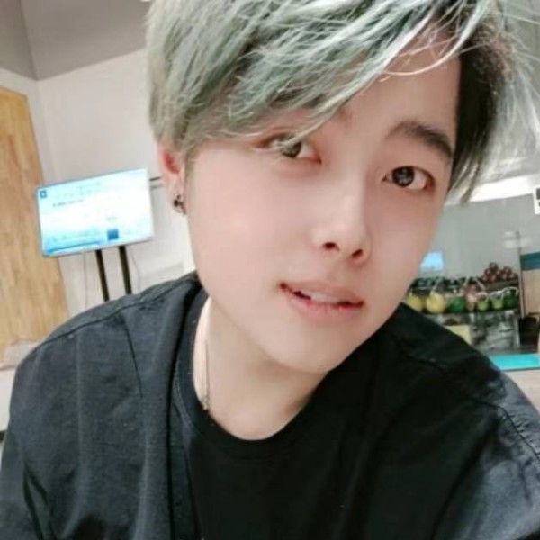 古月。。的照片