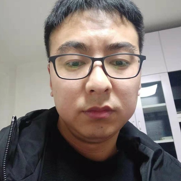 党波的照片