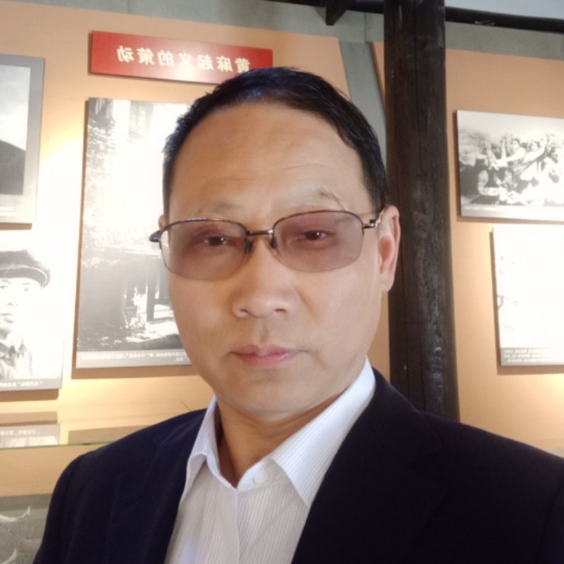 山岚沉默的照片