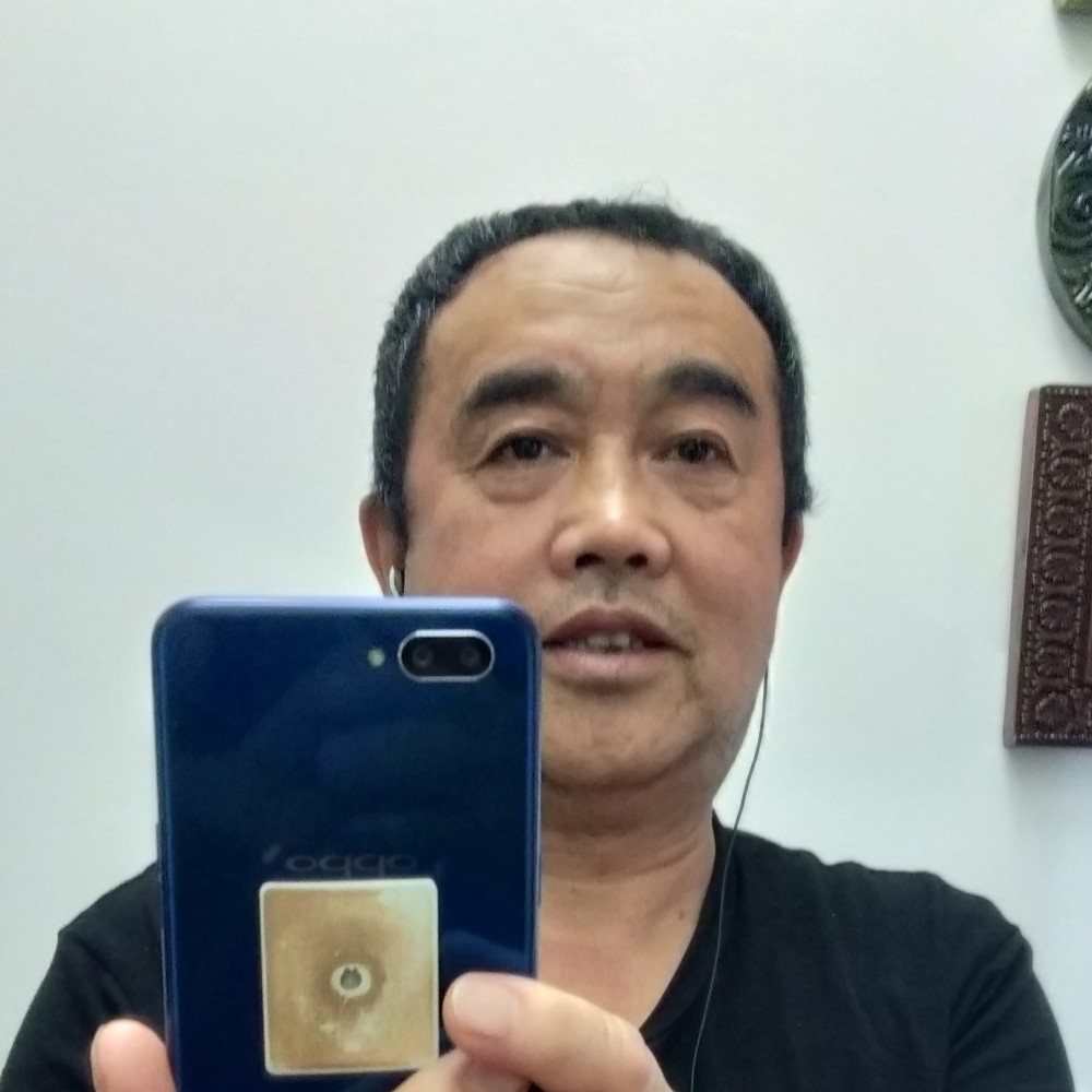 一切随缘大叔的照片