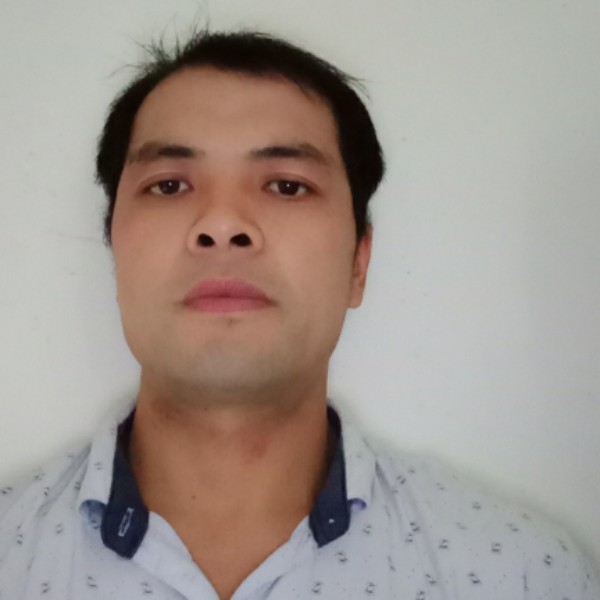 淡淡浅吻蝶衣的照片