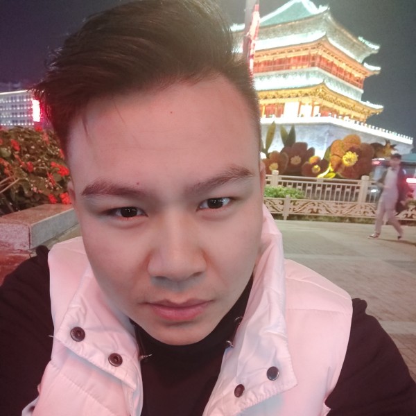 星月踢缥缈的照片