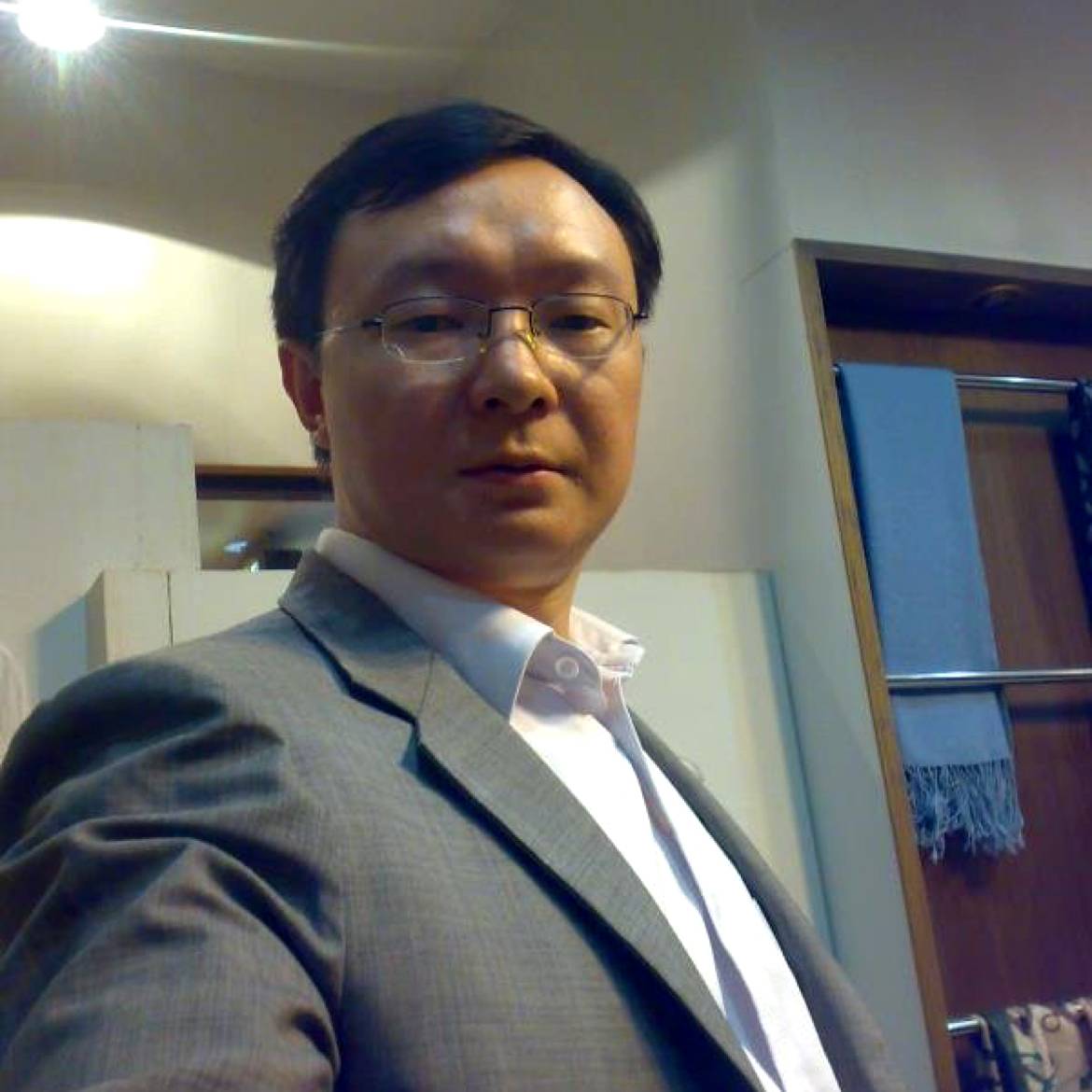 背后放弃落霞的照片