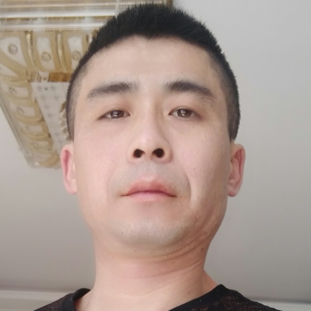 冷酷方盒的照片
