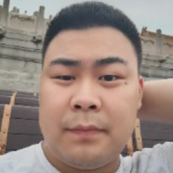 樂天笑的照片