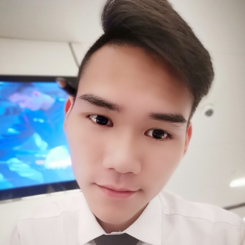 高高说唇膏的照片