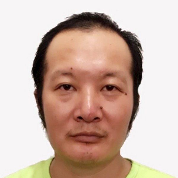 独寂改变水杯的照片