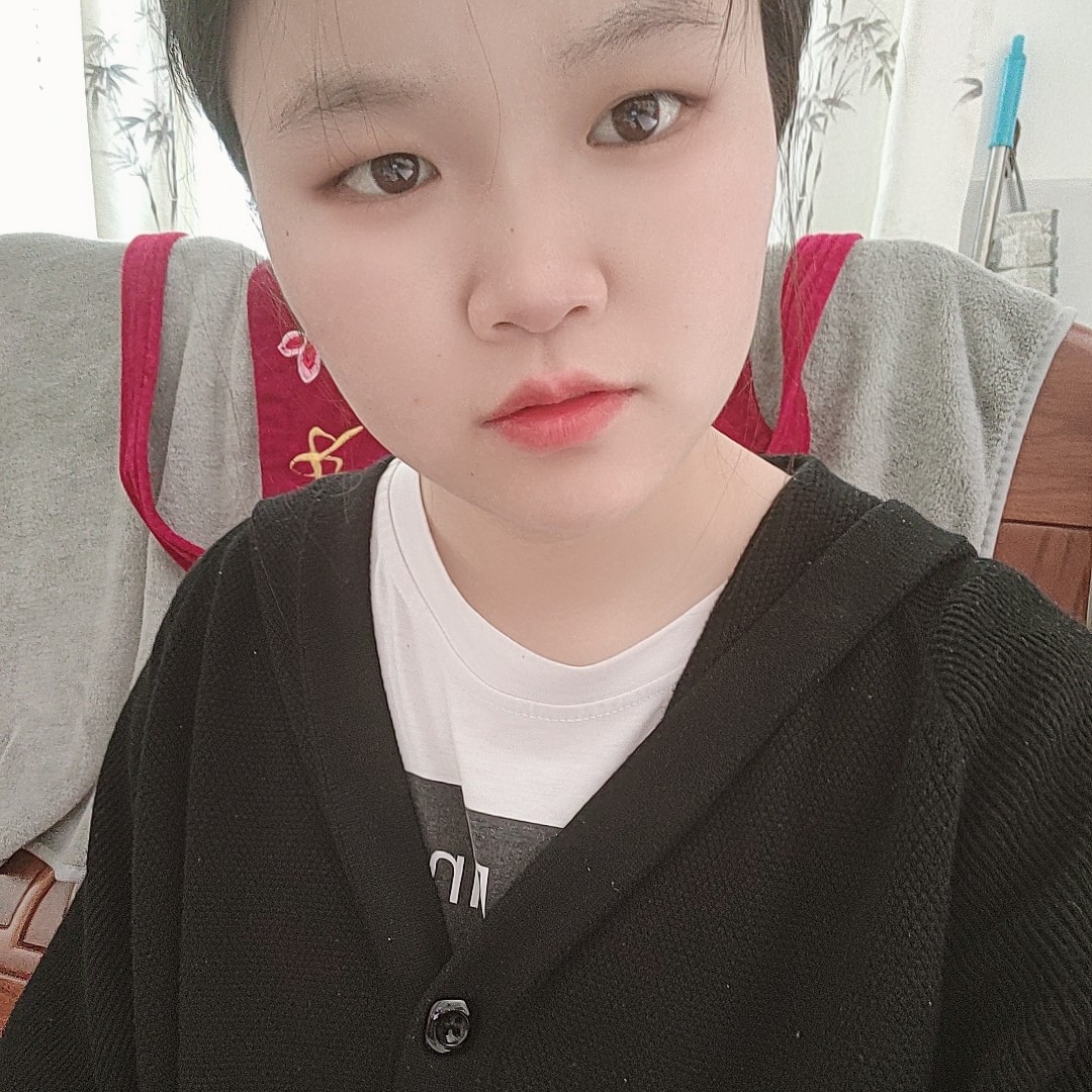 爱吃醋的姑娘的照片