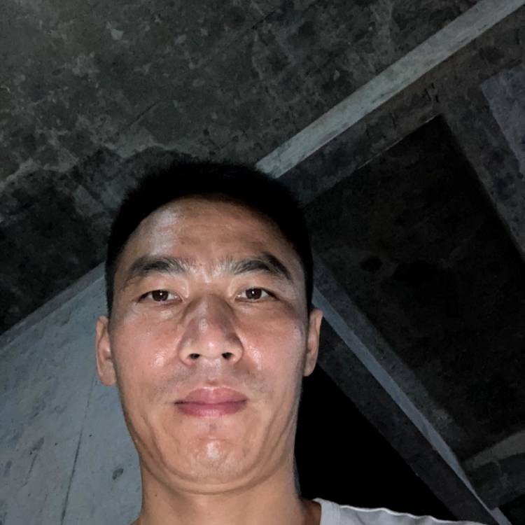 唇彩说孤独的照片