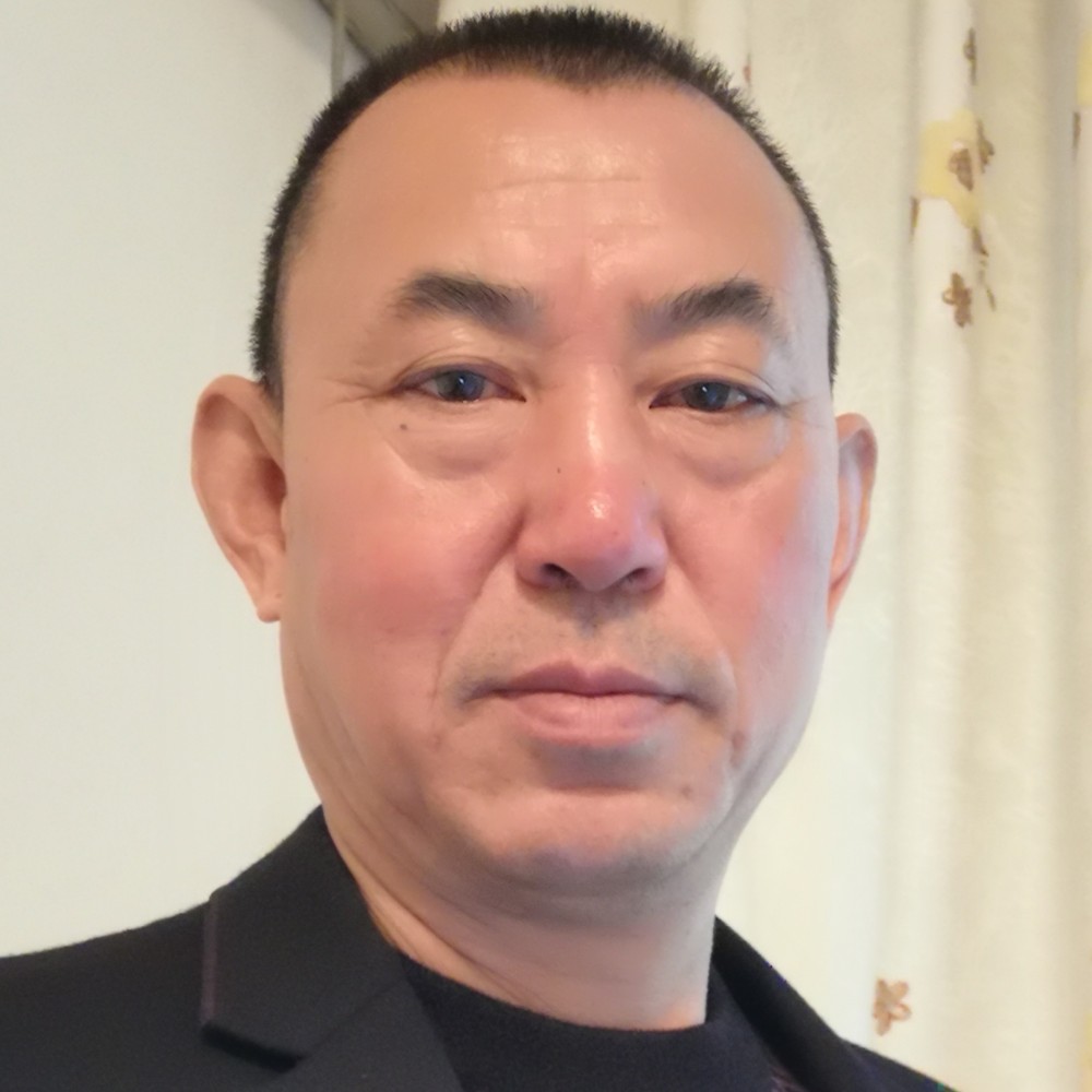 老实的苦命人的照片