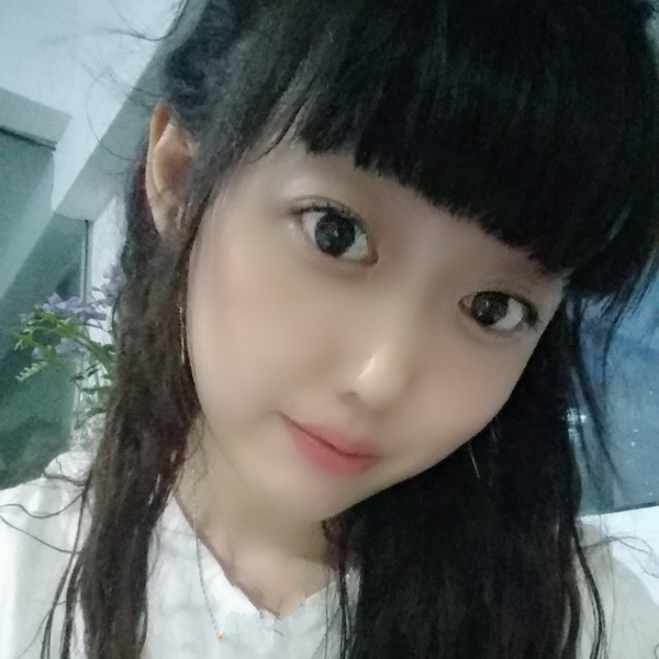 吴佳琪的照片