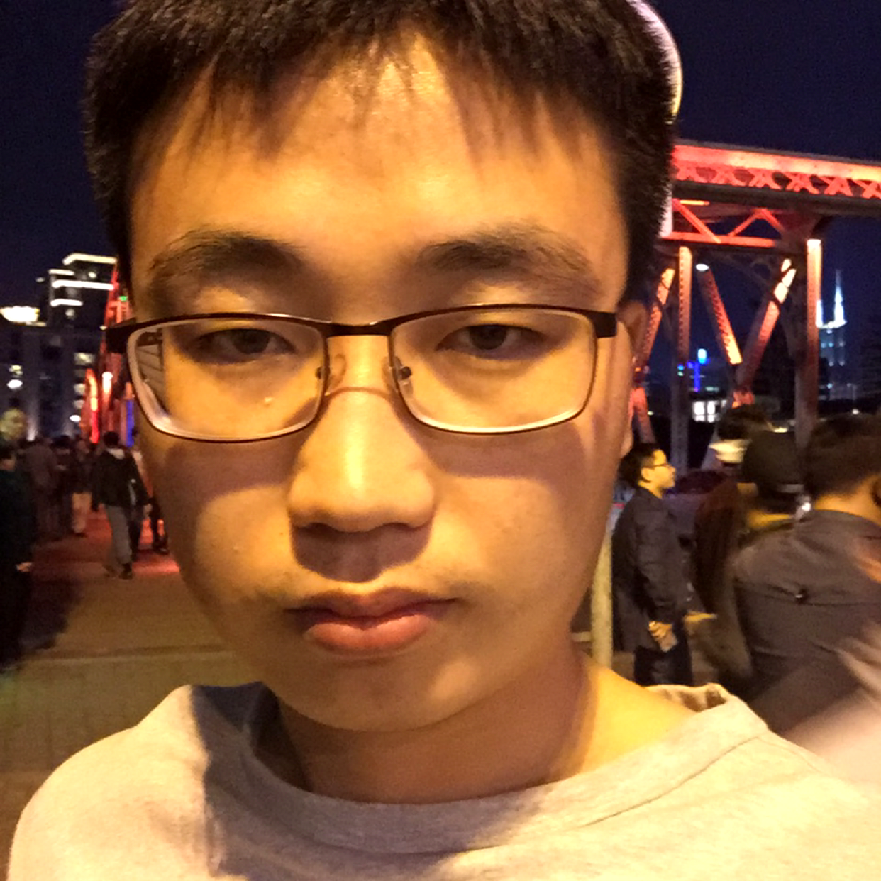 太阳倾心闪闪的照片